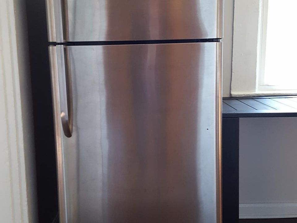 Nice stainless frig