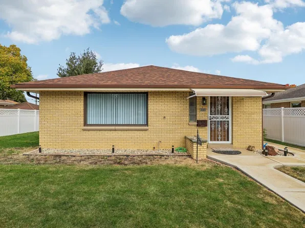 6950 West Morgan AVENUE, Milwaukee, WI 53220