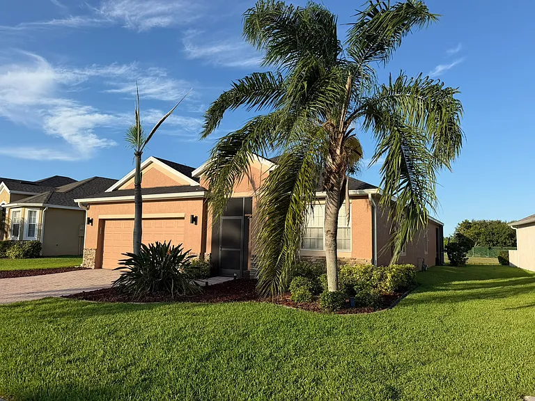 5914 Trieda Dr — Photo 2
