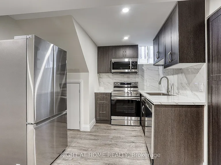 37 Brockman Cres #BASEMENT — Photo 7