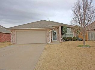 1925 Olde School Rd, Edmond, OK 73012