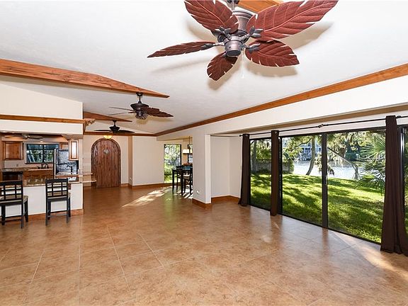 5th image of 5381 Palos Verdes Dr
