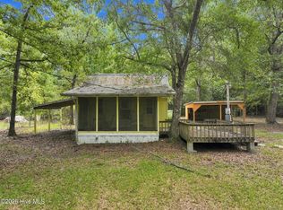 684 W Firetower Rd, Swansboro, NC 28584