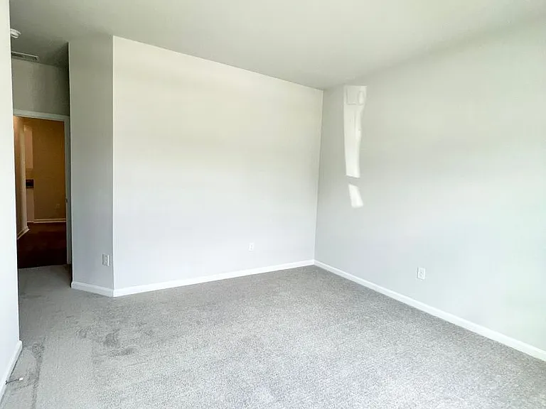347 Fennec Loop — Photo 16