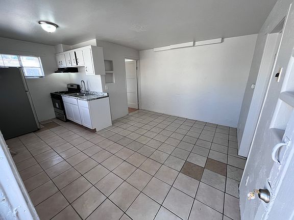 4th image of 2620 N 14th Ave APT 5