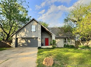 12105 E 89th St N, Owasso, OK 74055