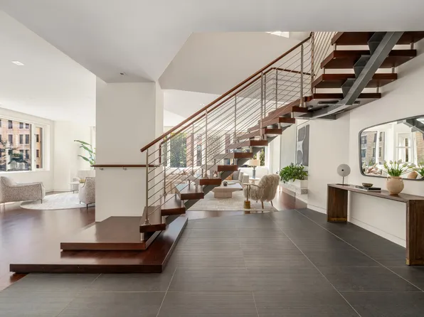 21 East 96th Street image 6 of 24