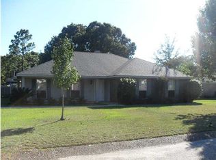 9525 Gaslight Ct, Mobile, AL 36695