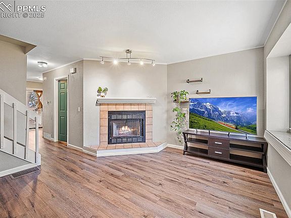2nd image of 2178 Baltimore Cir