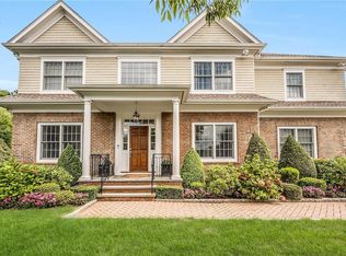 7 Cambridge Ct, New Rochelle, NY 10804