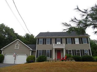 43 Cranberry Dr, Scituate, RI 02831