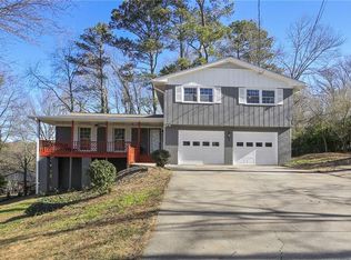 948 Douglas Ct, Norcross, GA 30093