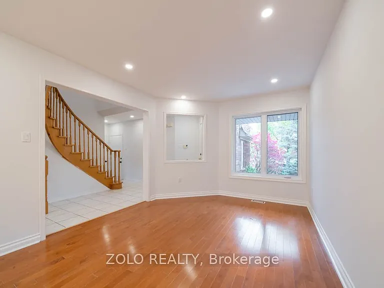 170 Widdifield Ave — Photo 6