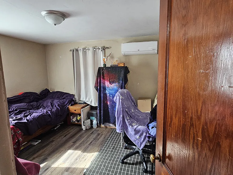 18 Dudley St — Photo 24