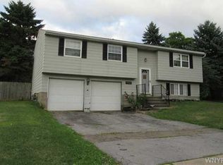 7109 Brandywine Dr, Derby, NY 14047