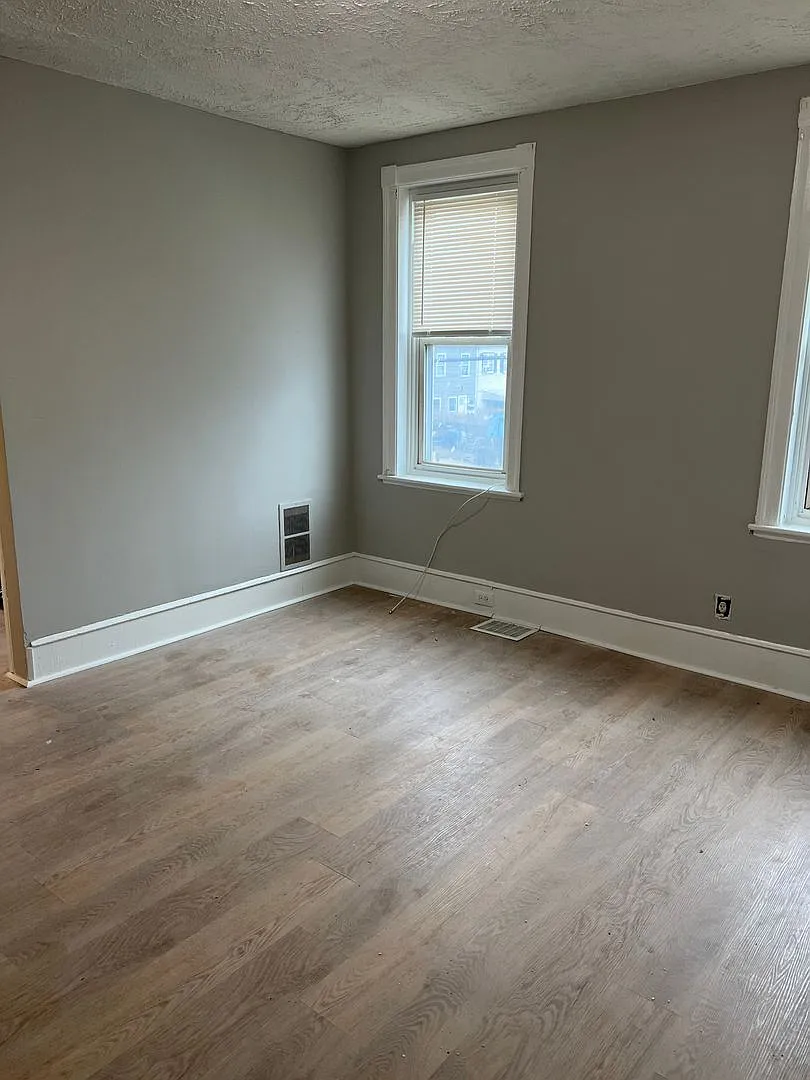 347 Bergen Street — Photo 3