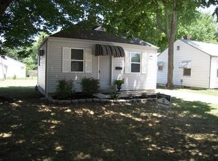 1407 E University St, Springfield, MO 65804