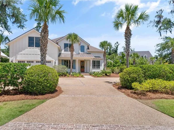 107 Yacht Club Dr, Saint Simons Island, GA 31522