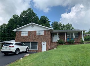 365 Jett Dr, Jackson, KY 41339