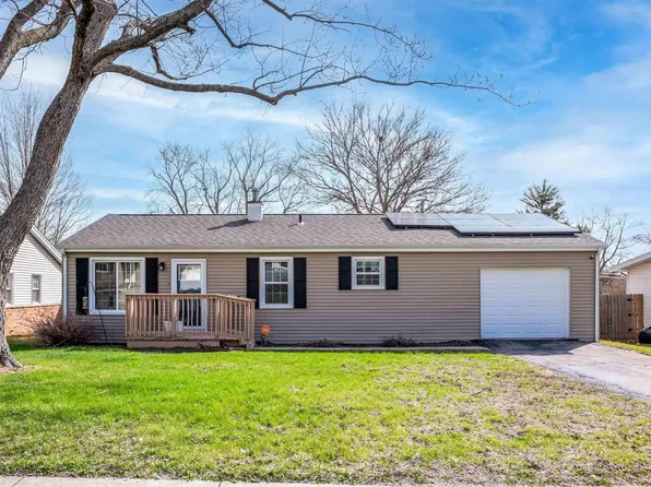 5312 N Arrow Dr, Peoria, IL 61614