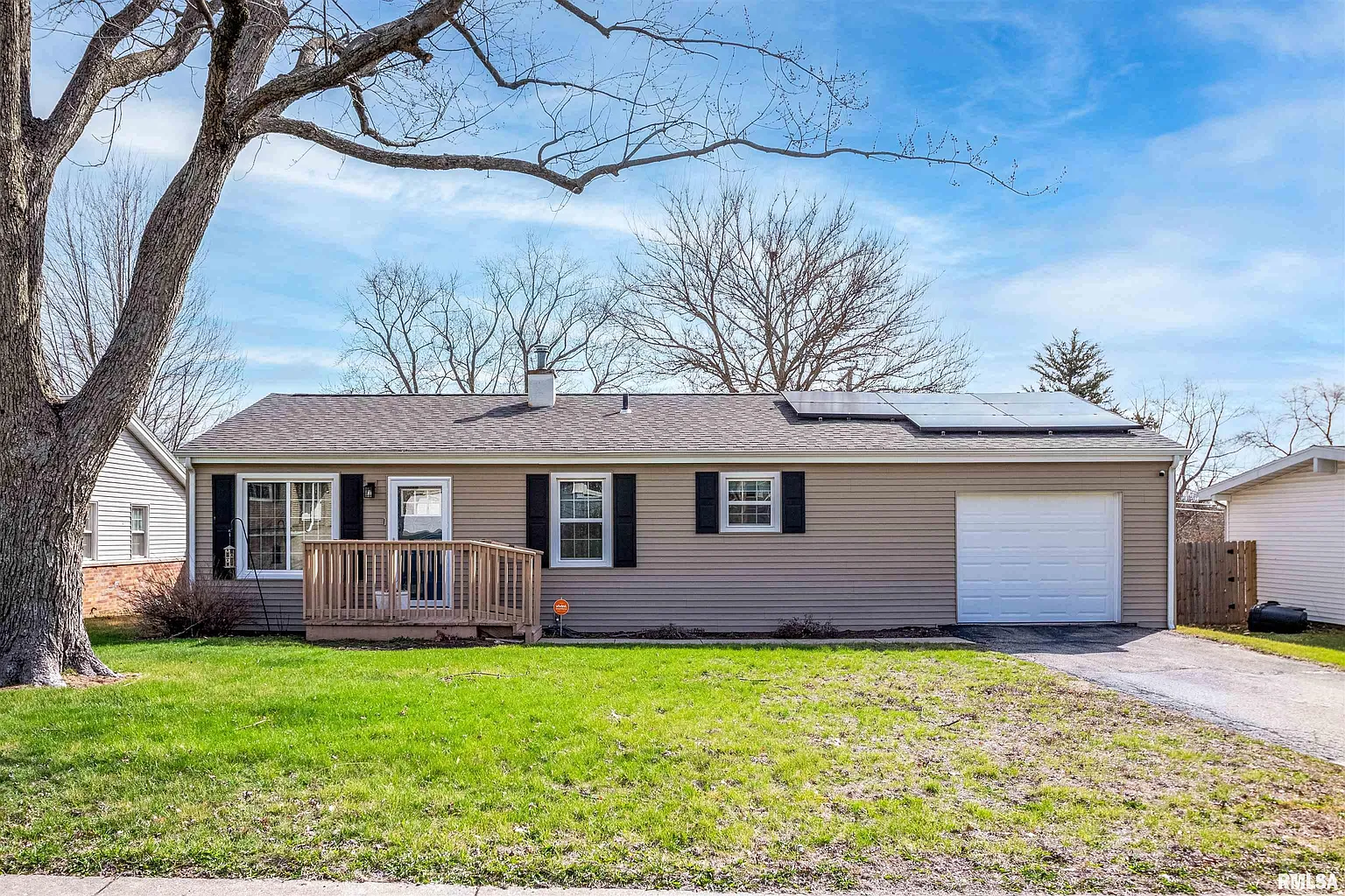 5312 N Arrow Dr photo 1