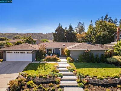 9 Fleuti Dr, Moraga, CA, 94556