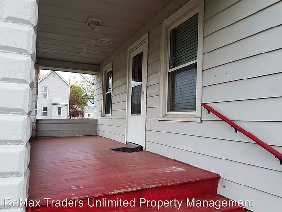 3rd image of 2808 N Missouri Ave