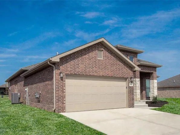 25492 W 84th St, Lenexa, KS 66227