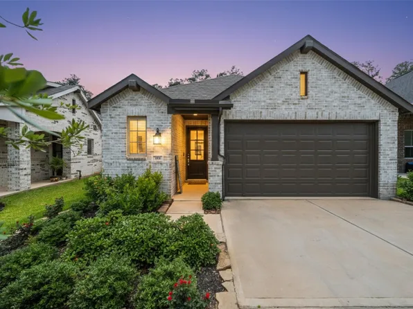 195 Lukewood Cir, Willis, TX 77318