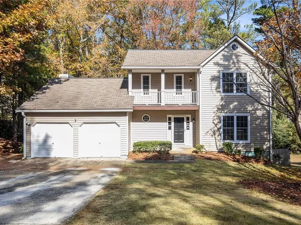 505 Lake Joyce Ln, Fairburn, GA 30213