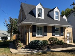 223 Como St, Struthers, OH 44471