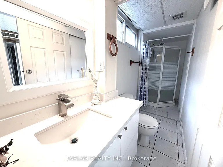 255 Sussex Ave #BASEMENT — Photo 23