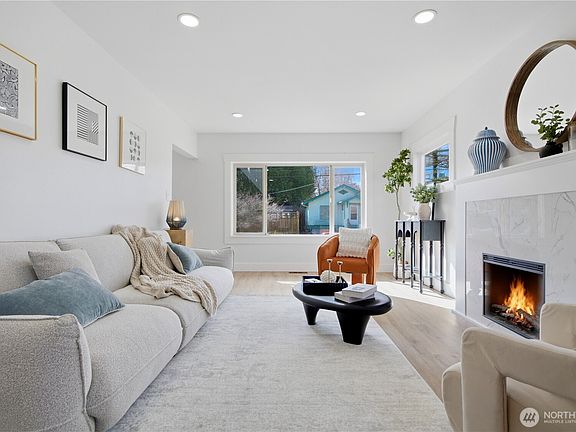 5th image of 3908 SW Hanford St