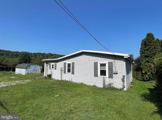238 Mountain Trail Rd, Newmanstown, PA 17073