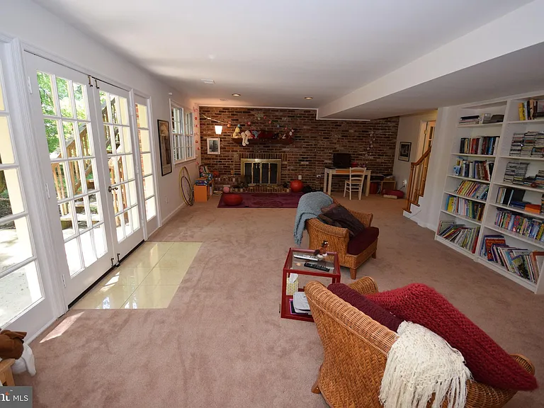 6728 Sulky Ln — Photo 27