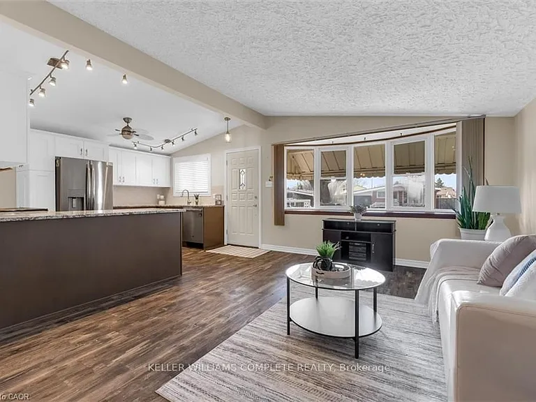 77 Lawfield Dr — Photo 5
