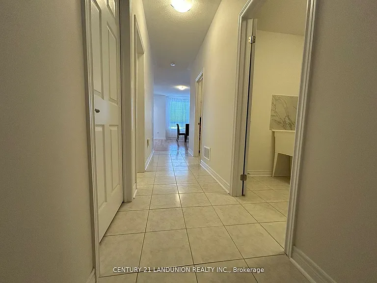 111 Mumbai Dr — Photo 3