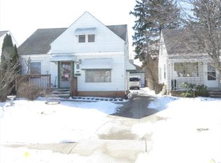 15906 Maplewood Ave, Maple Heights, OH 44137