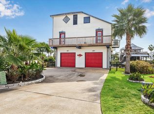 270 Isles End Rd, Tiki Island, TX 77554