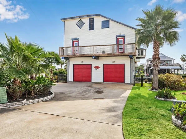 270 Isles End Rd, Tiki Island, TX 77554