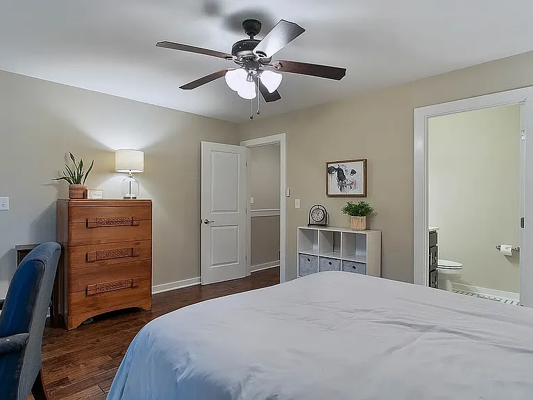 5521 Thalman Dr — Photo 16