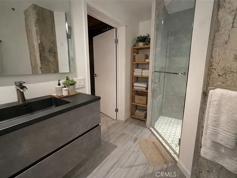 530 S Hewitt St #146 — Photo 17