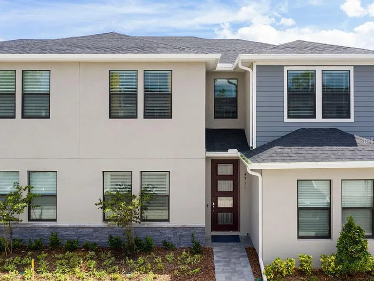 4711 Terra Esmeralda Dr — Photo 1