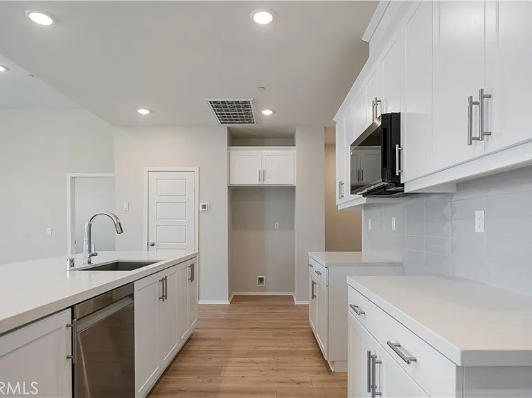 13925 Mesa View Dr — Photo 13