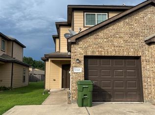 1160 N Colbert St, Dayton, TX 77535