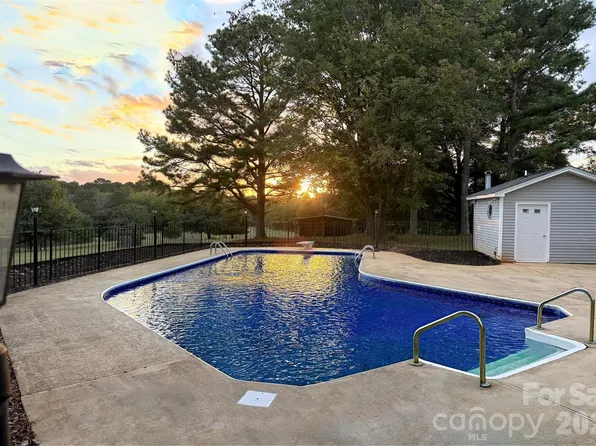 5632 Zion Church Rd, Concord, NC 28025