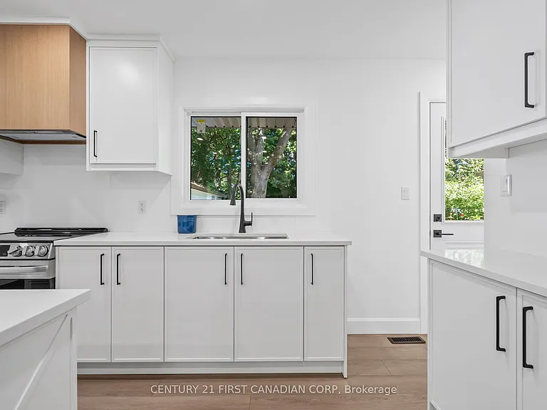32 Braemar Cres — Photo 21