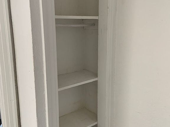 5th image of 4144 W Adams Blvd APT 17
