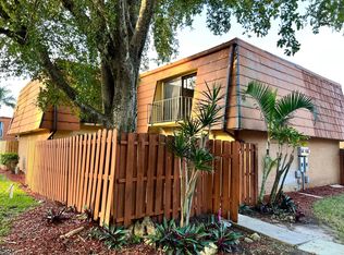 1722 Park Meadows Dr APT 2, Fort Myers, FL 33907