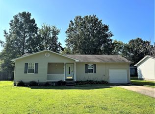 1007 Worth St, Dexter, MO 63841